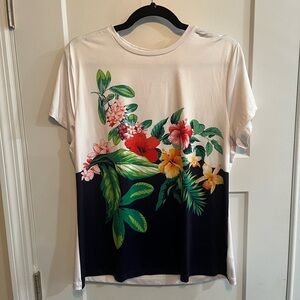 Tommy Bahama White and Navy Floral Women's Tee